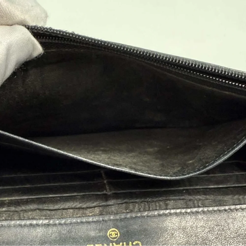 Chanel Textured Black Clutch - Picture 5 of 11